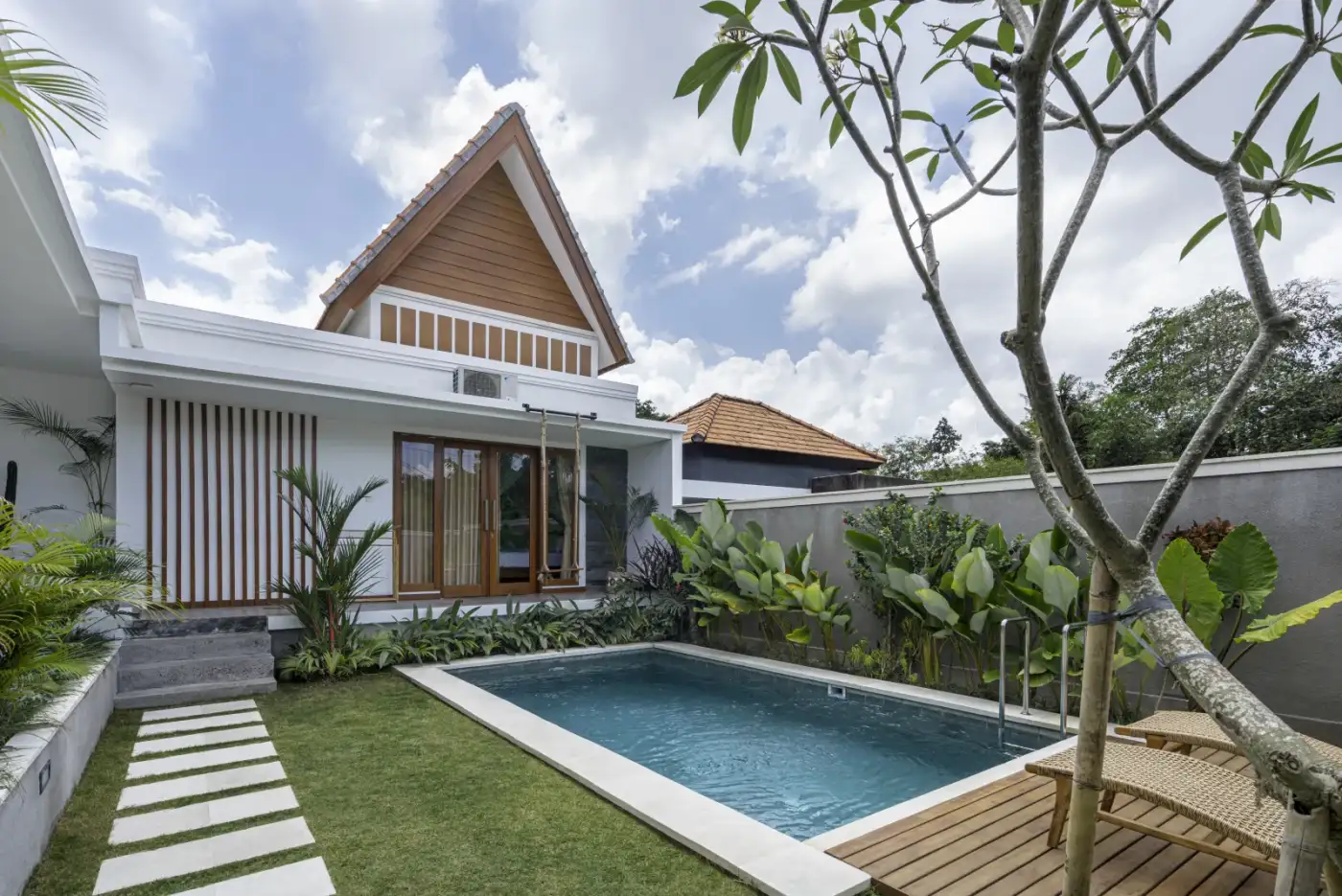 Koala Villa shared living and kitchen area